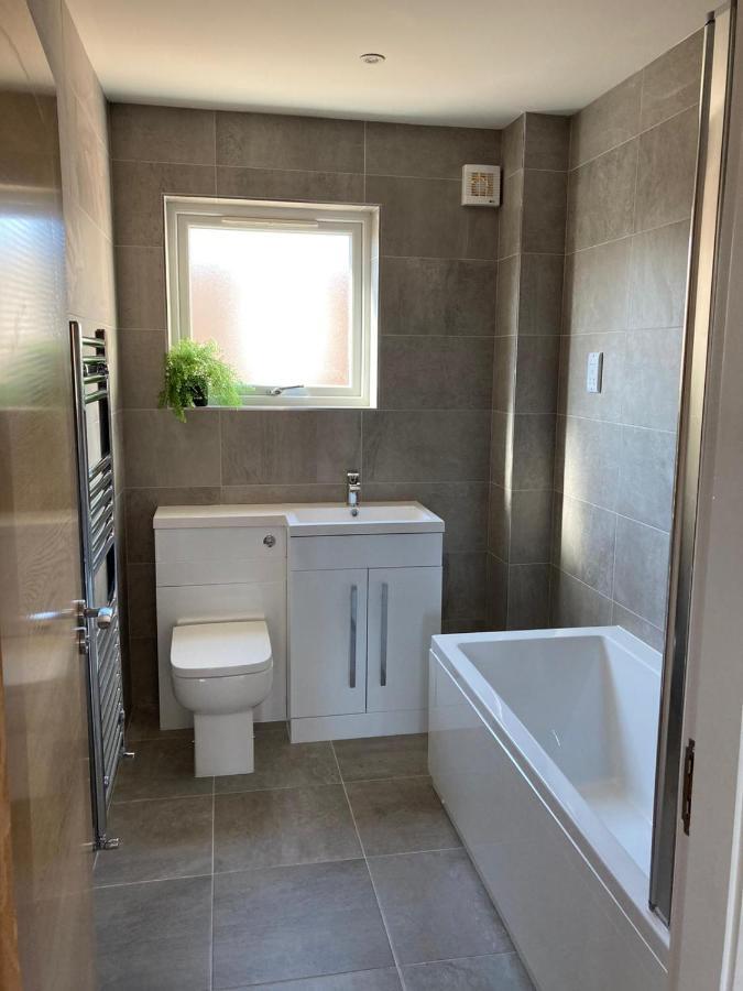 Spacious Newly Built Apartment Rhos On Sea, Colwyn Bay エクステリア 写真