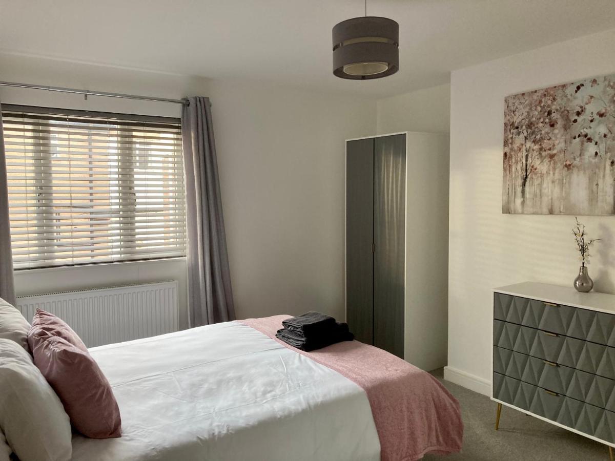 Spacious Newly Built Apartment Rhos On Sea, Colwyn Bay エクステリア 写真